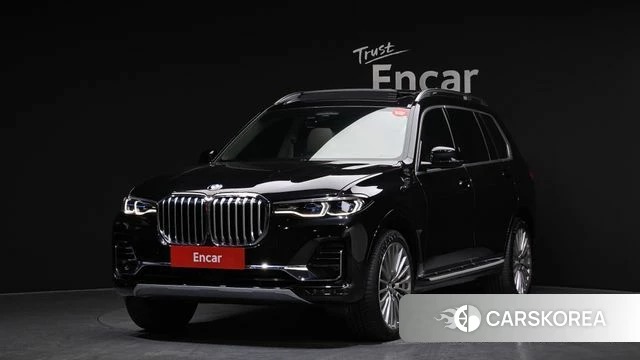 BMW X7 (G07) 2021 Черный из Кореи