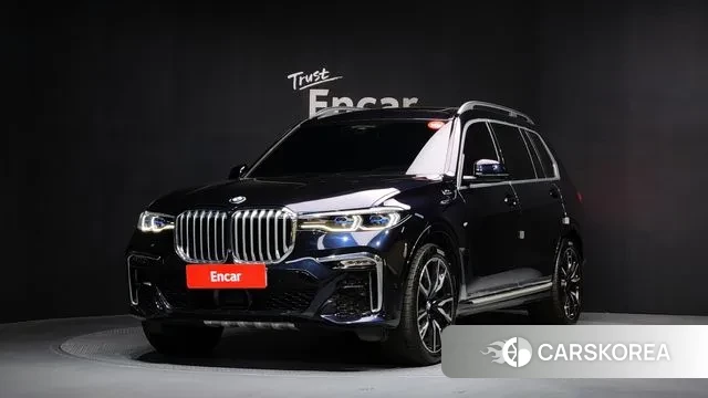 BMW X7 (G07) 2021 Черный из Кореи