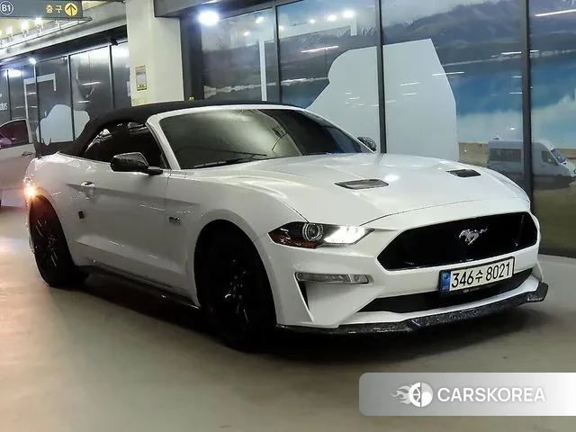 Ford Mustang 2021 Белый из Кореи