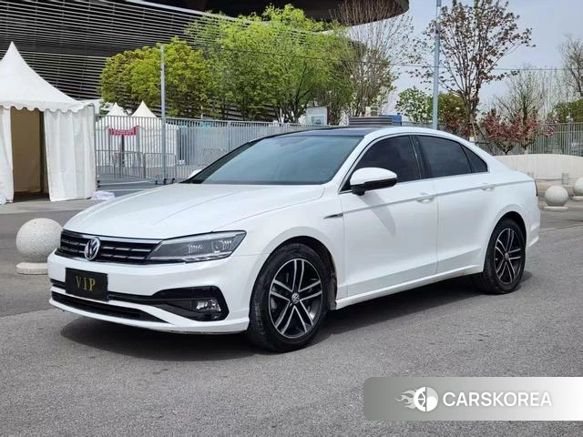 Volkswagen Lingdu 2021 Белый из Китая