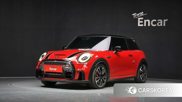 Mini Cooper S 2023 Красный из Кореи