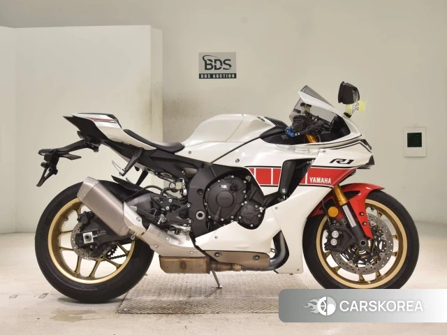 Yamaha YZF-R1 2022 из Японии