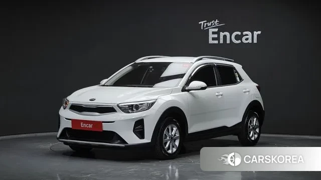 Kia Stonic 2019 Белый из Кореи