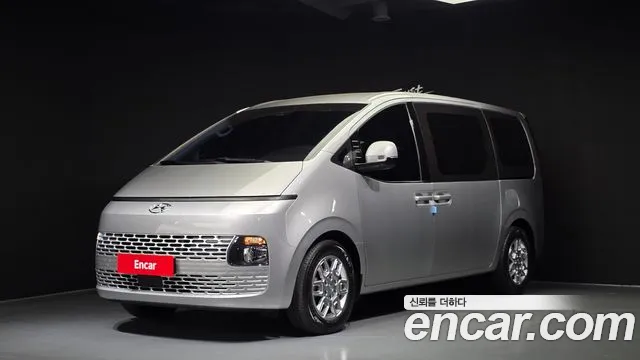 Hyundai Staria 2021 Серебряный из Кореи