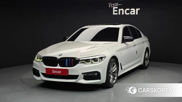 BMW 5 Series (G30) 2018 Белый из Кореи