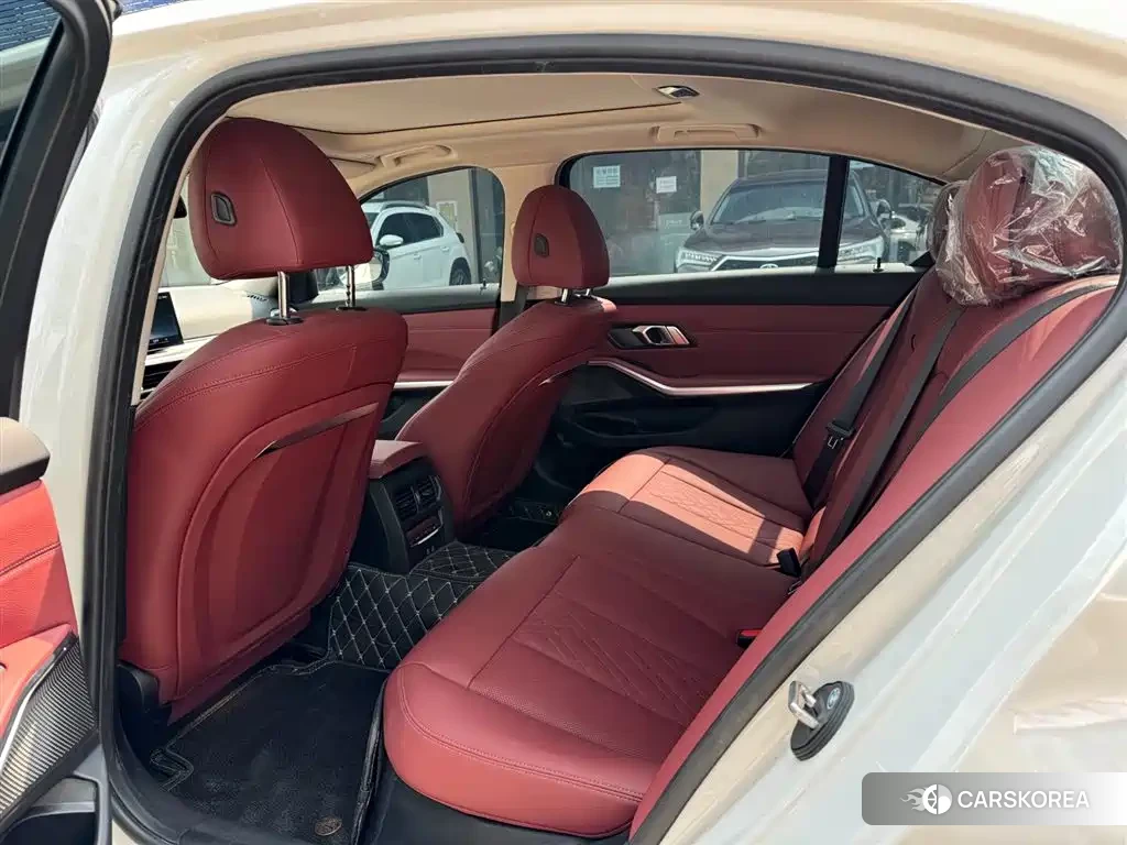 BMW i3 2024 Белый из Китая