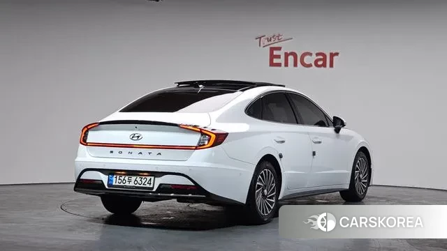 Hyundai Sonata Hybrid (DN8) 2021 Белый из Кореи