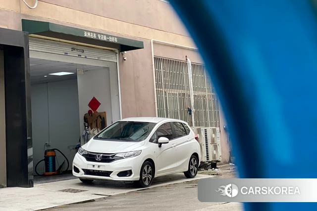 Honda Fit 2019 Белый из Китая