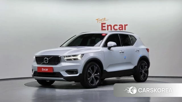 Volvo XC40 2020 Серебристо-серый из Кореи