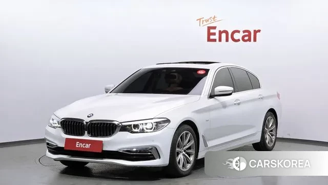 BMW 5 Series (G30) 2018 Белый из Кореи