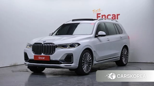 BMW X7 (G07) 2022 Белый из Кореи
