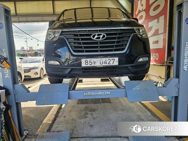 Hyundai The New Grand Starex 2018 Черный из Кореи
