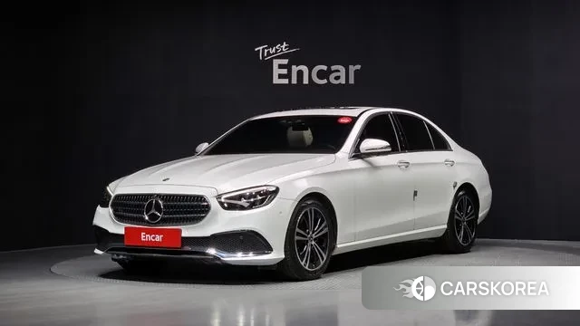 Mercedes-Benz E-Class W213 2022 Белый из Кореи