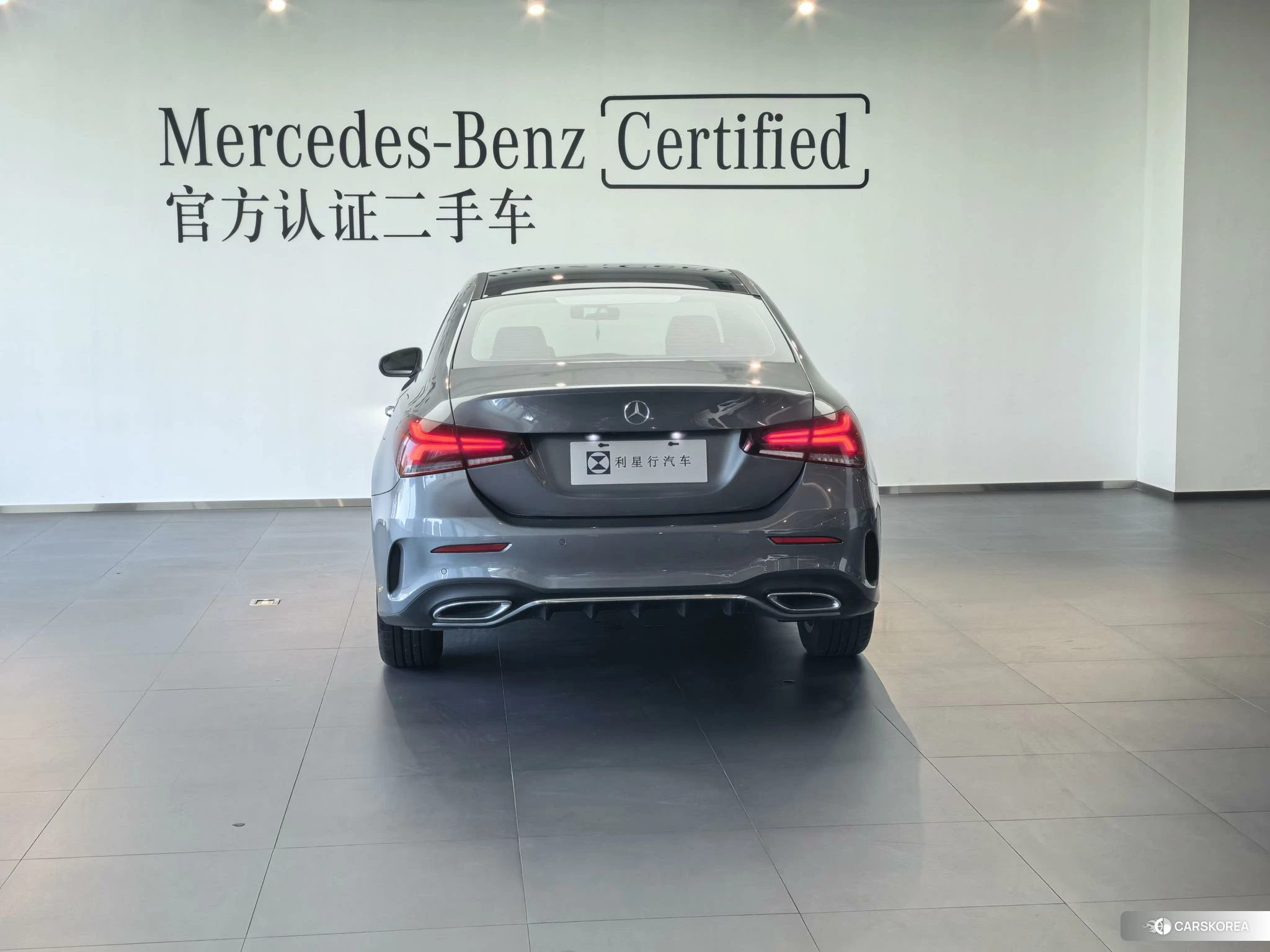 Mercedes-Benz Class A 2021 Серебристо-серый из Китая