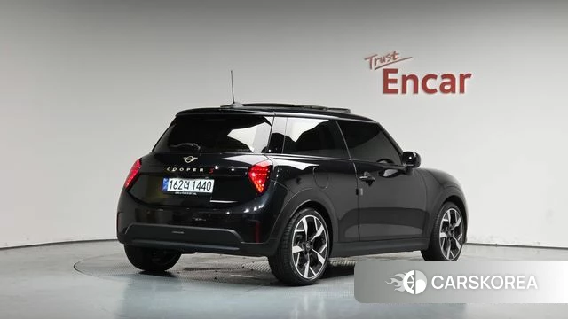 Mini Cooper S 4th Generation 2026 Черный из Кореи