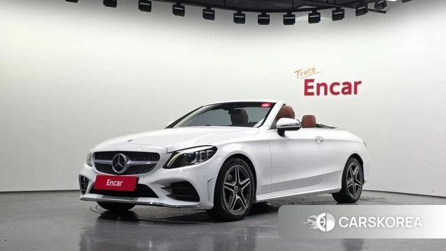 Mercedes-Benz C-Class W205 2021 Белый из Кореи