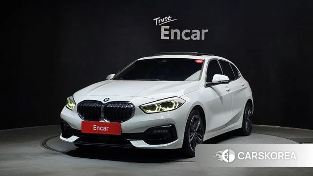 BMW 1 Series (F40) 2021 Белый из Кореи