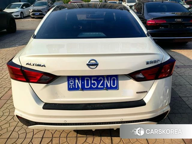 Nissan Teana 2022 Белый из Китая