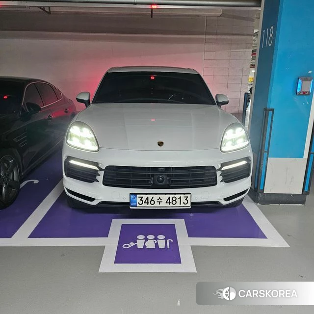 Porsche Cayenne (PO536) 2021 Белый из Кореи