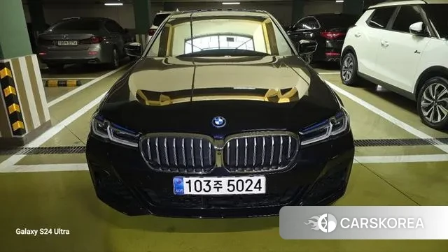 BMW 5 Series (G30) 2023 Черный из Кореи