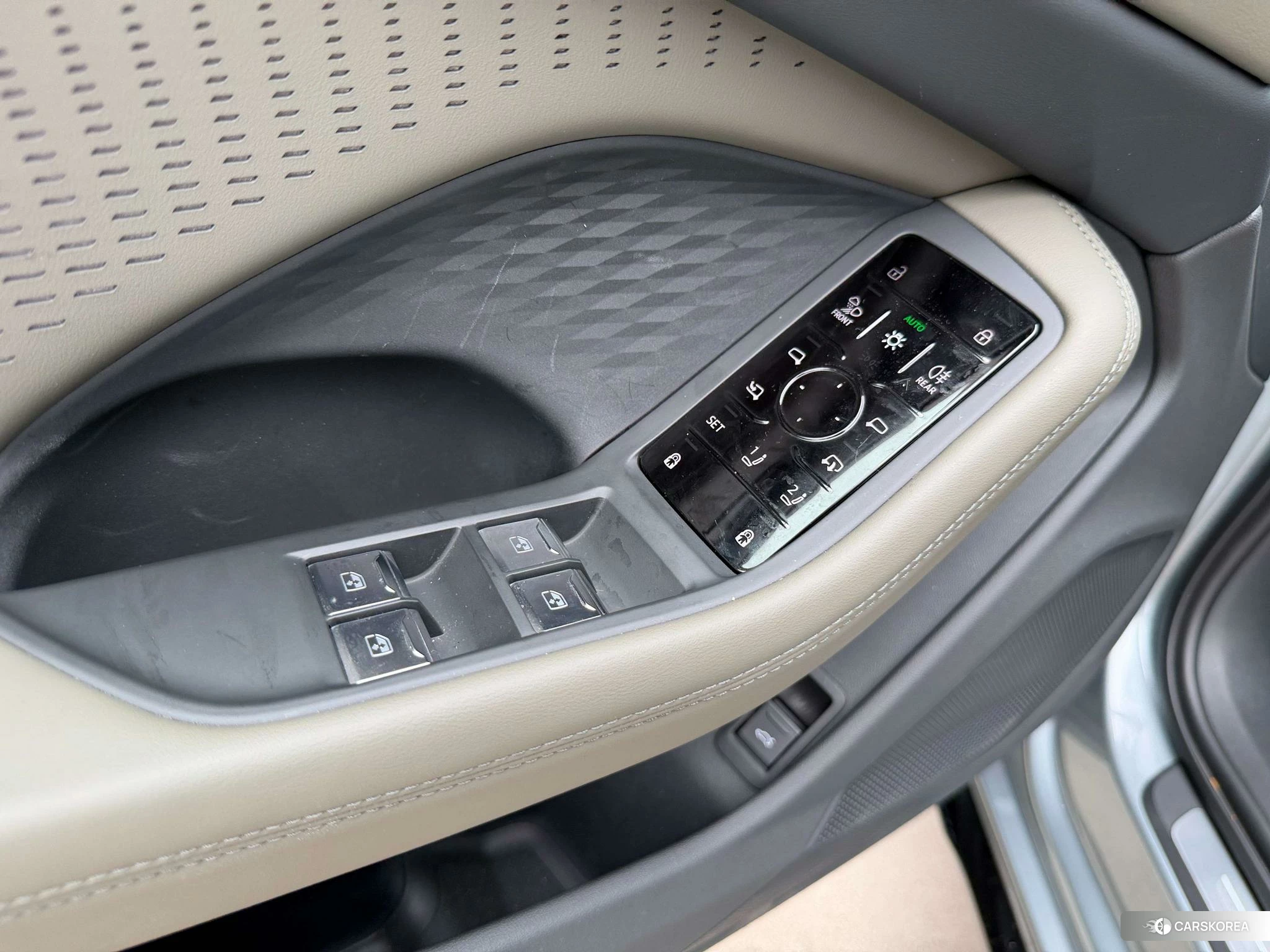 Audi A6L 2026 Черный из Китая