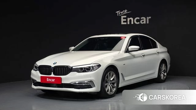 BMW 5 Series (G30) 2018 Белый из Кореи