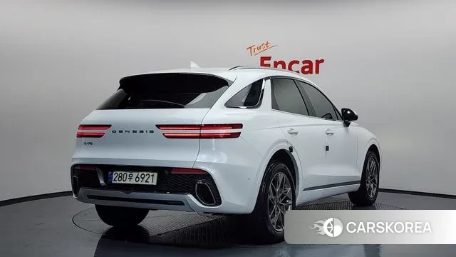 Genesis GV70 2021 Белый из Кореи