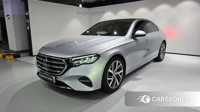 Mercedes-Benz E-Class W214 2024 Серебряный из Кореи