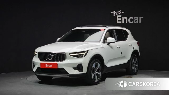 Volvo XC40 2023 Белый из Кореи