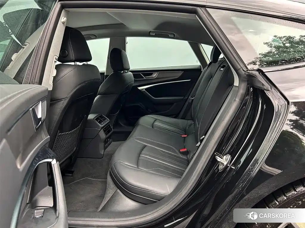Audi A7 2024 Черный из Китая