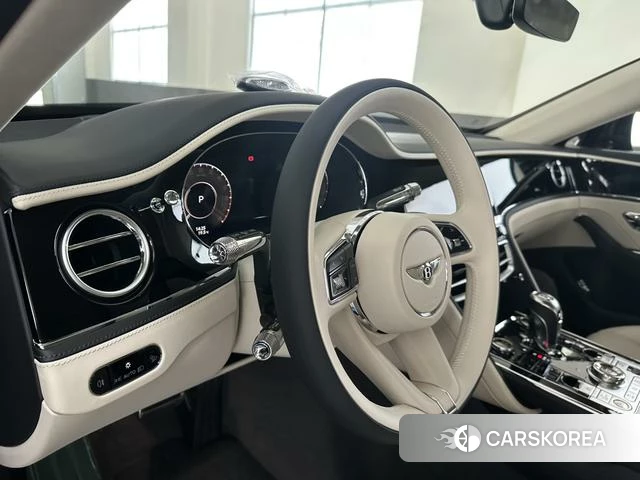 Bentley Flying Spur PHEV 2026 Черный из Китая