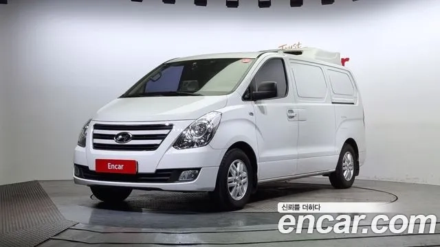 Hyundai Grand Starex 2018 Белый из Кореи