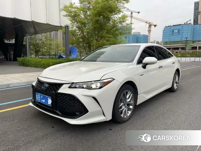 Toyota Asian dragon 2021 Белый из Китая