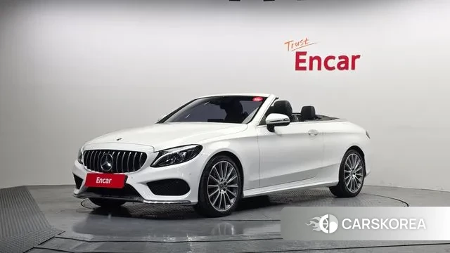 Mercedes-Benz C-Class W205 2018 Белый из Кореи