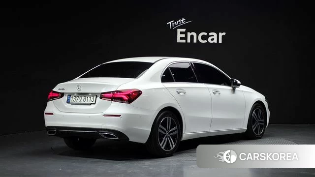 Mercedes-Benz A-Class W177 2021 Белый из Кореи