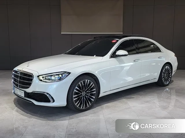 Mercedes-Benz S-Class W223 2023 Белый из Кореи
