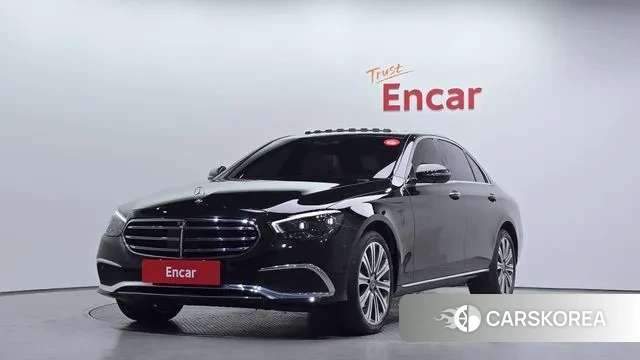 Mercedes-Benz E-Class W213 2023 Черный из Кореи