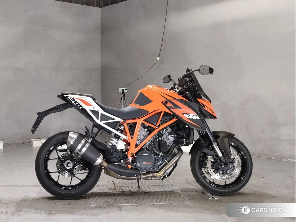 Проданный KTM 1290 SUPER DUKE R 2015 из Японии, фото 2