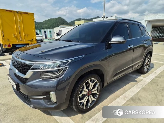Kia Seltos 2021 Серый из Кореи