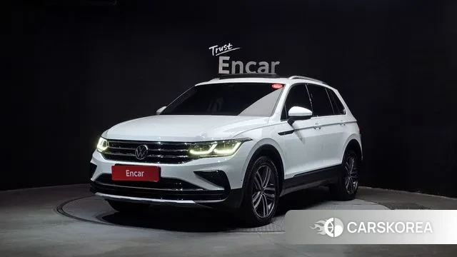 Volkswagen Tiguan second Generation 2023 Белый из Кореи