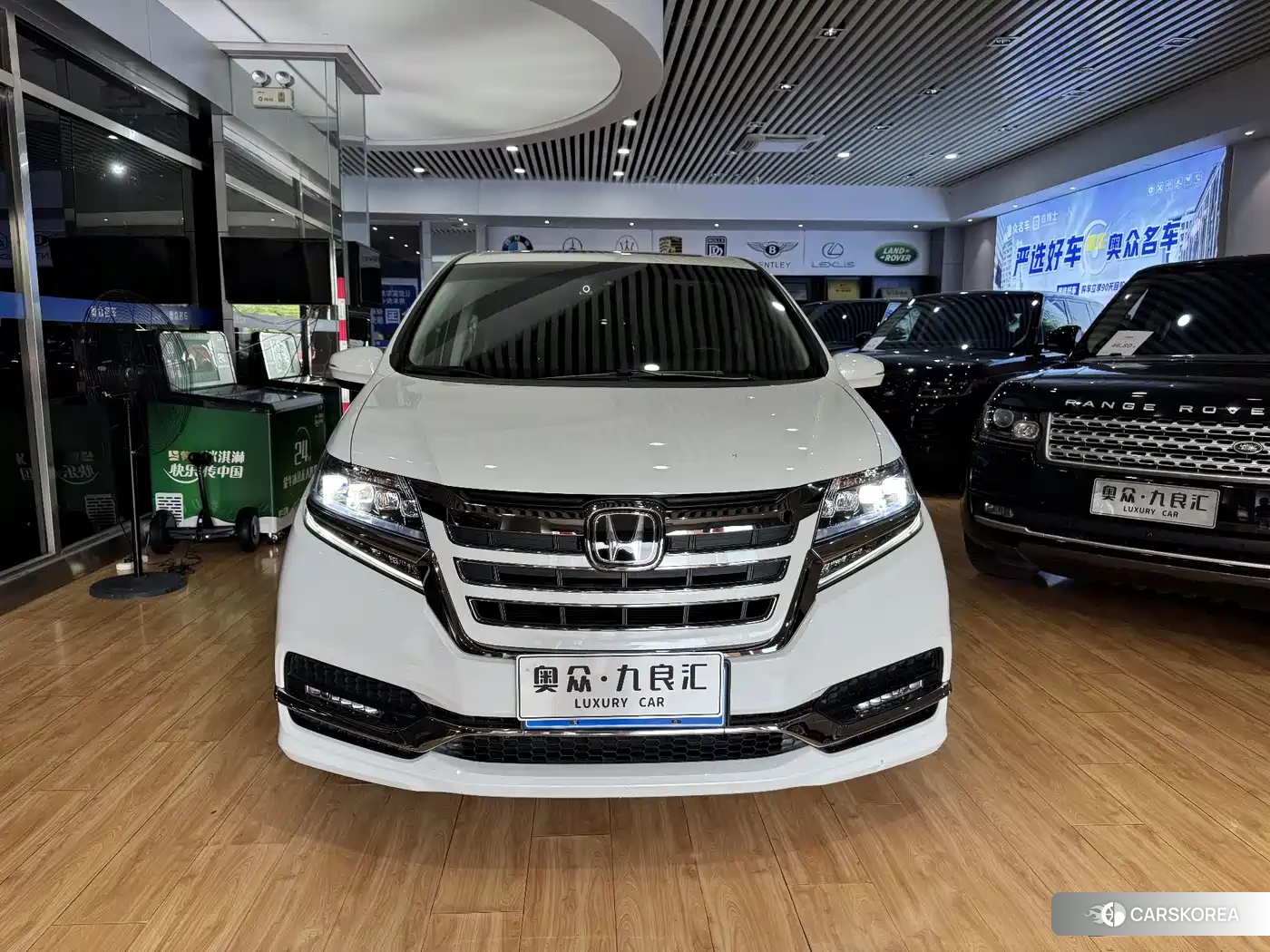 Honda Elysion 2021 Белый из Китая