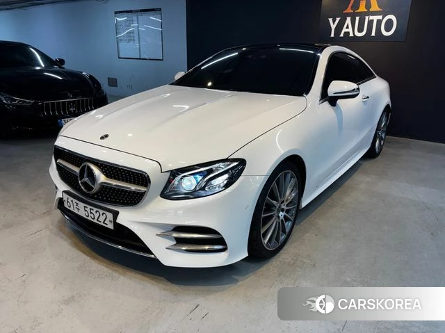 Mercedes-Benz E-Class W213 2018 Белый из Кореи