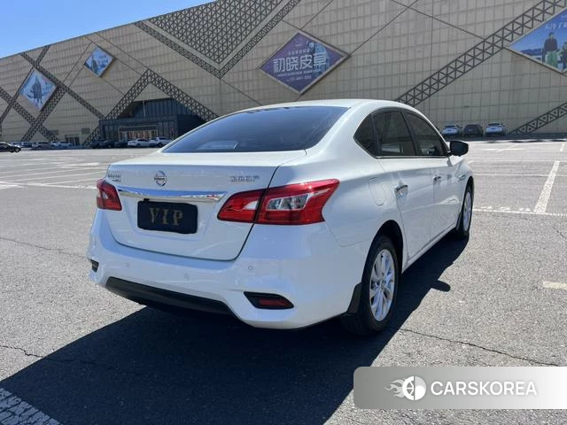 Nissan Xuan Yi 2025 Белый из Китая