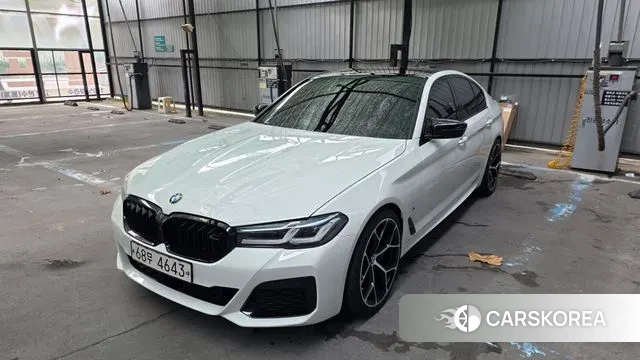 BMW 5 Series (G30) 2018 Белый из Кореи
