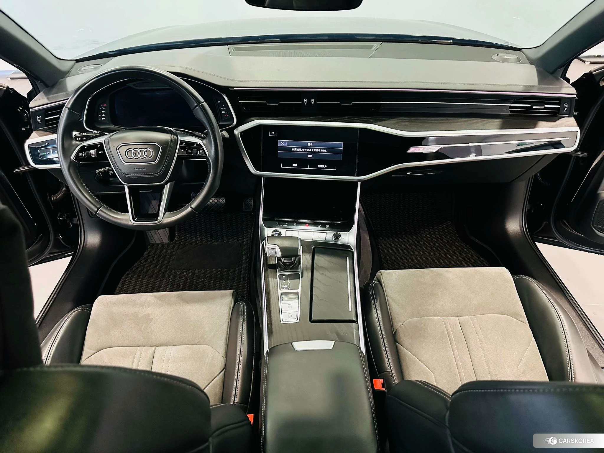 Audi A6L 2023 Черный из Китая