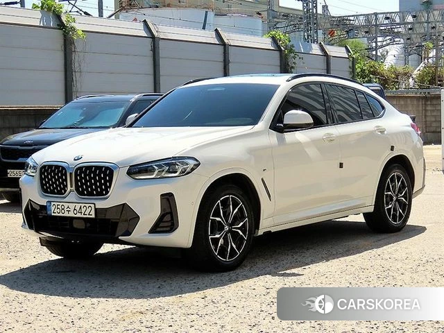 BMW X4 (G02) 2022 Белый из Кореи