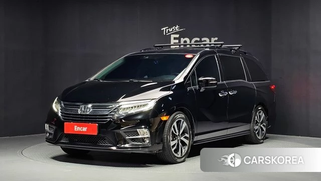Honda Odyssey 2018 Черный из Кореи