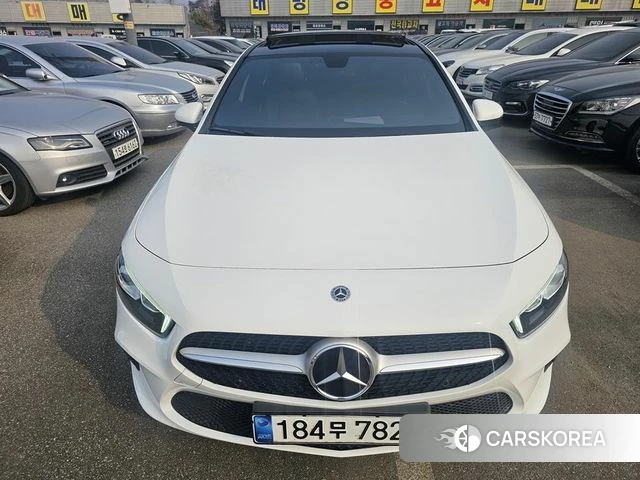 Mercedes-Benz A-Class W177 2021 Белый из Кореи