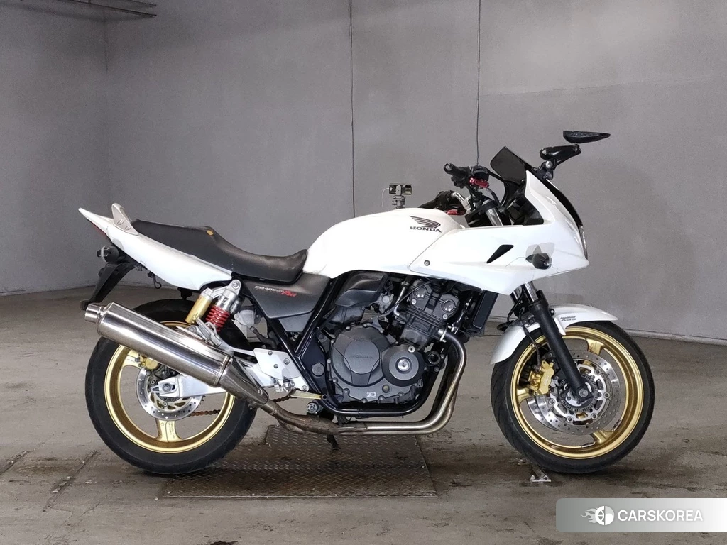 Проданный Honda CB400SF BOLDOR 2013 из Японии
