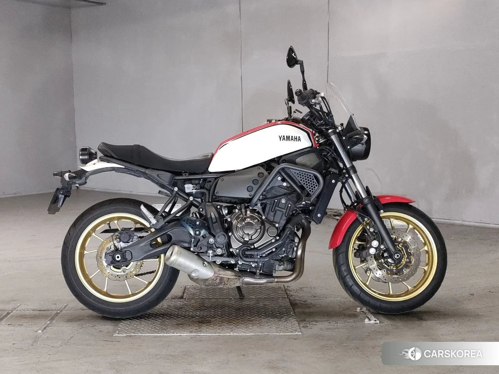 Проданный Yamaha XSR700 2021 из Японии